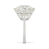 G&#220;BELIN DIAMOND RING - photo 3