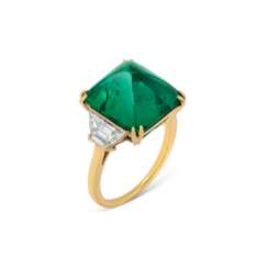 VAN CLEEF &amp; ARPELS EMERALD AND DIAMOND RING