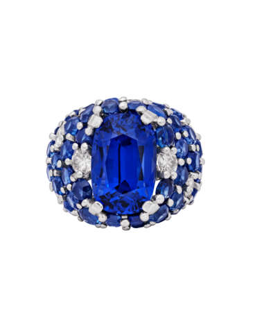 JEAN SCHLUMBERGER SAPPHIRE AND DIAMOND RING - photo 2