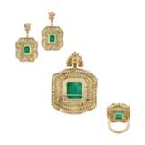 SUITE OF EMERALD AND DIAMOND JEWELLERY - photo 3