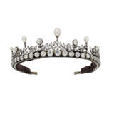 GARRARD & CO. LATE 19TH CENTURY DIAMOND RIVI&#200;RE NECKLACE/NATURAL PEARL AND DIAMOND TIARA - photo 1