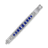 EXCEPTIONAL CARTIER ART DECO SAPPHIRE AND DIAMOND BRACELET - фото 1