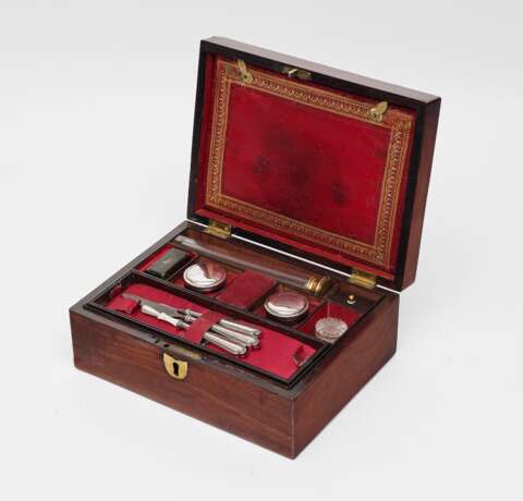 Gentleman's Dressing Case. 19. Jahrhundert - Foto 2