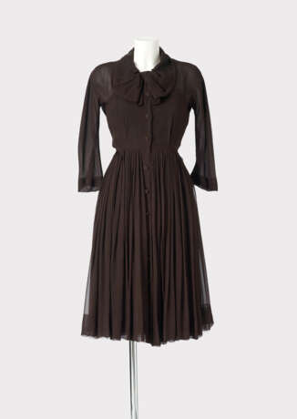 Kleid. Christian Dior für Dior Haute Couture, Paris Kollektion Frühjahr Sommer 1956 - Foto 1