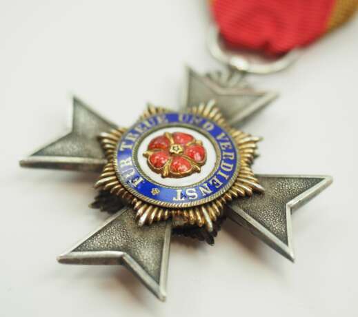 Lippe-Detmold: Fürstlich Lippischer Hausorden, 1. Modell (1869-1890), Ehrenkreuz 4. Klasse. - photo 2