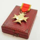 Lippe-Detmold: Fürstlich Lippischer Hausorden, Goldenes Verdienstkreuz, im Etui. - photo 4