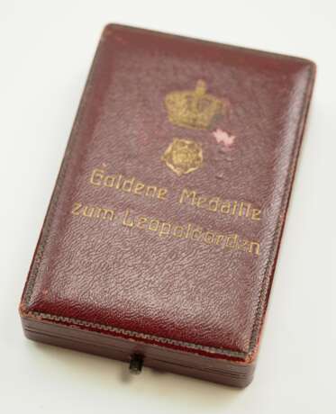 Lippe-Detmold: Leopold-Orden, Gold Medaille, im Etui. - photo 5 Lippe-Detmold: Leopold-Orden, Gold Medaille, im Etui. - photo 5