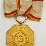 Lippe-Detmold: Kriegs-Ehrenmedaille, am weißen Bande für Heimat-Verdienste. - Foto 1