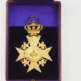 Mecklenburg-Schwerin: Hausorden der Wendischen Krone, Goldenes Verdienstkreuz, im Etui. - photo 2
