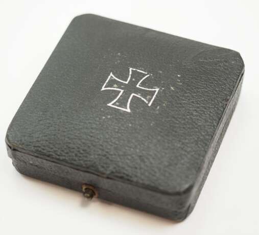 Preussen: Eisernes Kreuz, 1914, 1. Klasse, im Etui - Schraubscheibe. - фото 5 Preussen: Eisernes Kreuz, 1914, 1. Klasse, im Etui - Schraubscheibe. - фото 5