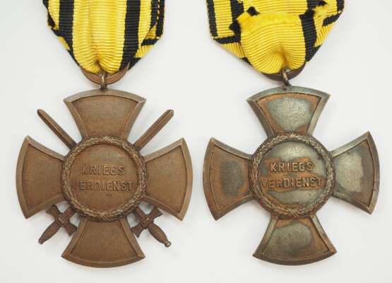 Württemberg: Wilhelmskreuz, mit Schwertern und Wilhelmskreuz für Verdienste während des Krieges in der Heimat. - фото 2