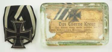 Familie von Werder: Gefreiter Albert von Werder, Eisernes Kreuz, 1914, 2. Klasse mit Aschenbecher.