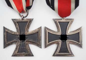 Eisernes Kreuz, 1939, 2. Klasse - 2 Exemplare.