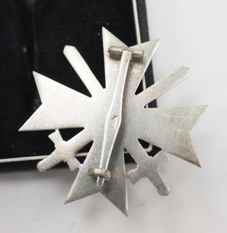 Kriegsverdienstkreuz, 1. Klasse mit Schwertern, im Etui - 1. - photo 3
