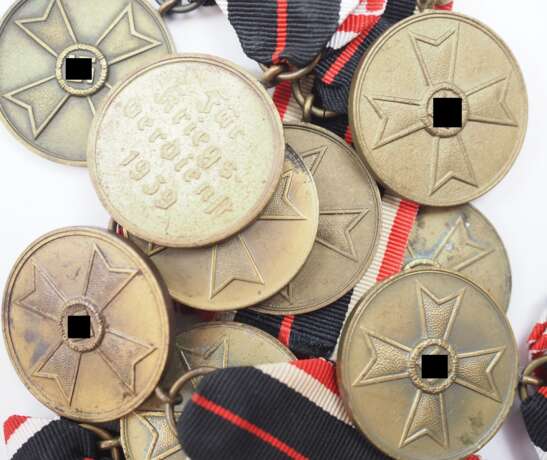 Kriegsverdienstmedaille - 10 Exemplare. - photo 1