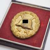 Verwundetenabzeichen, Legion Condor, Gold, im Etui. - photo 2