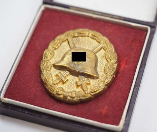 Verwundetenabzeichen, Legion Condor, Gold, im Etui. - photo 2 Verwundetenabzeichen, Legion Condor, Gold, im Etui. - photo 2