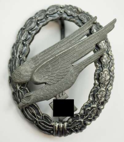 Fallschirmschützen Abzeichen - Assmann. - photo 1