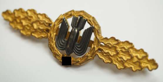 Frontflugspange, für Kampf- und Sturzkampfflieger, in Gold. - фото 2 Frontflugspange, für Kampf- und Sturzkampfflieger, in Gold. - фото 2
