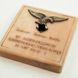 Plakette in Anerkennung besonderer Verdienste im Luftgau XI. - Foto 2