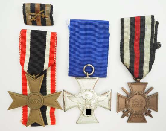 Nachlass eines Polizisten. - Foto 1 Nachlass eines Polizisten. - Foto 1