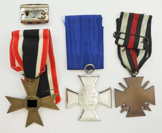 Nachlass eines Polizisten. - Foto 2 Nachlass eines Polizisten. - Foto 2