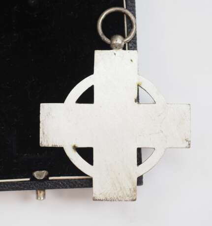 Reichsfeuerwehr-Ehrenzeichen, 2. Stufe, im Etui. - photo 3 Reichsfeuerwehr-Ehrenzeichen, 2. Stufe, im Etui. - photo 3