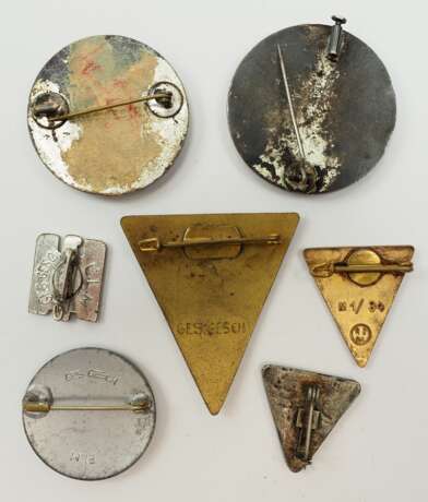 Rot-Kreuz und Frauenschafts-Abzeichen. - photo 2