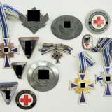 Lot Auszeichnungen für Frauen. - фото 1