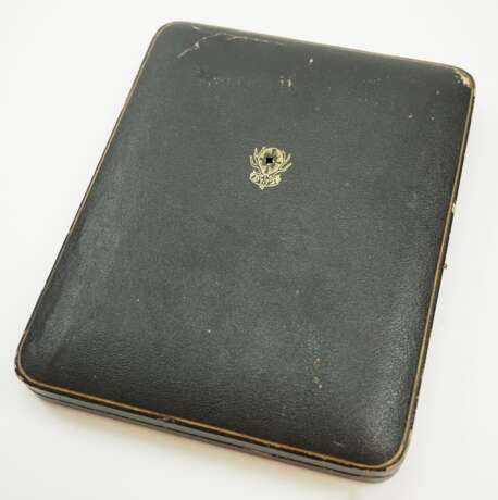 Reichsbund Deutsche Jägerschaft (D.J.): Plakette des Reichsjägermeisters Göring an den Gauleiter von München = Oberbayern Adolf Wagner, im Etui. - photo 5