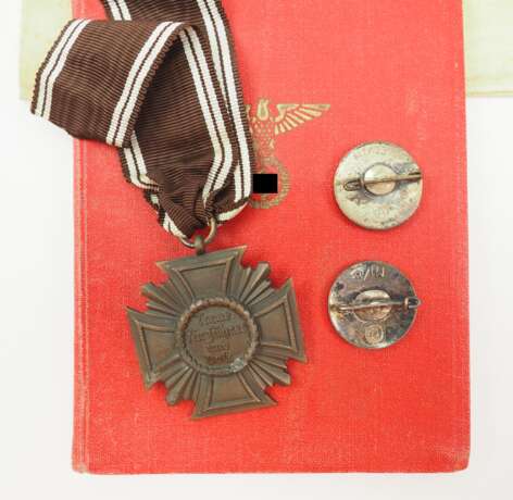 NSDAP: Nachlass eines Parteimitglieds und Hilfspolizisten aus Sparneck. - photo 2