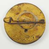 NSDAP: Goldenes Parteiabzeichen, Kleine Ausführung. - photo 3