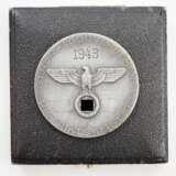 Plakette des Generalgouvernement - Distriktmeister 1943, im Etui. - photo 1