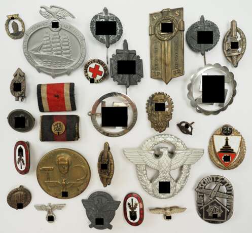 3. Reich: Lot Klein- und Tagungsabzeichen. - фото 1 3. Reich: Lot Klein- und Tagungsabzeichen. - фото 1