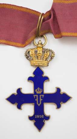 Rumänien: Orden Michael des Tapferen, 2. Modell (1941-1944), 2. Klasse, mit Schwertern. - photo 3 Rumänien: Orden Michael des Tapferen, 2. Modell (1941-1944), 2. Klasse, mit Schwertern. - photo 3