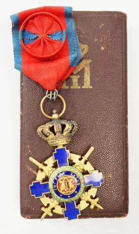 Rumänien: Orden des Stern von Rumänien, 2. Modell (1932-1947), Offizierskreuz mit Schwertern, im Etui. - photo 1