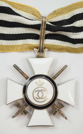 Rumänien: Bene Merenti Orden des Königlichen Hauses, 2. Klasse, Militärische Abteilung, am Kriegsbande. - photo 3