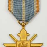 Rumänien: Orden für Luftfahrtverdienste, 2. Modell (1940-1947), Goldenes Kreuz. - photo 1