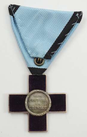 Rumänien: Orden für Kulturverdienste, 1. Modell (1930-1940), Ritterkreuz, 2. Klasse, am Bande für Sportverdienste. - Foto 3 Rumänien: Orden für Kulturverdienste, 1. Modell (1930-1940), Ritterkreuz, 2. Klasse, am Bande für Sportverdienste. - Foto 3