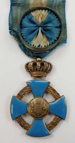 Rumänien: Orden für Treue Dienste, Offizierskreuz. - фото 1 Rumänien: Orden für Treue Dienste, Offizierskreuz. - фото 1