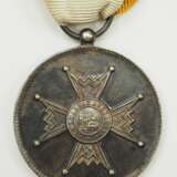 Spanien: Orden Isabella der Katholischen, 3. Modell (1875-1931), Silberne Medaille. - photo 1
