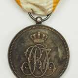 Spanien: Orden Isabella der Katholischen, 3. Modell (1875-1931), Silberne Medaille. - photo 2