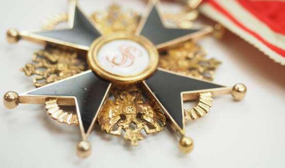 Russland: Kaiserlicher und Königlicher Orden vom heiligen Stanislaus, 2. Modell, 2. Typ (ca. 1841-1917), 2. Klasse - Frederik Björk 1849-62. - photo 6 Russland: Kaiserlicher und Königlicher Orden vom heiligen Stanislaus, 2. Modell, 2. Typ (ca. 1841-1917), 2. Klasse - Frederik Björk 1849-62. - photo 6