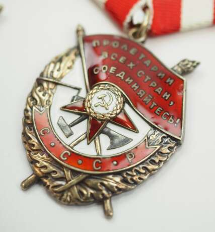 Sowjetunion: Rotbannerorden - 2 Exemplare. - photo 3 Sowjetunion: Rotbannerorden - 2 Exemplare. - photo 3