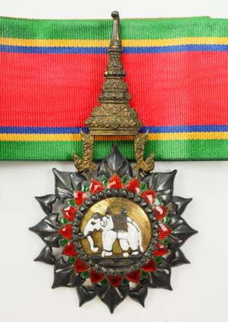 Thailand: Der sehr hohe Orden des Weißen Elefanten 5. Modell (seit 1941), 3. Klasse. - фото 1