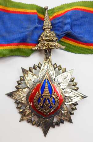 Thailand: Der sehr vornehme Orden der Krone von Thailand, 4. Modell (seit 1941), 3. Klasse. - фото 1