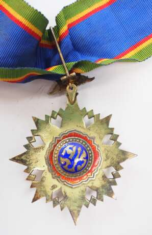 Thailand: Der sehr vornehme Orden der Krone von Thailand, 4. Modell (seit 1941), 3. Klasse. - фото 3