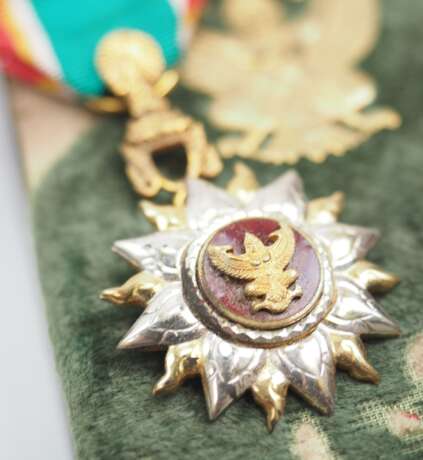 Thailand: Edler Orden der Fülle und Qualität, 5. Klasse, im Etui. - фото 2 Thailand: Edler Orden der Fülle und Qualität, 5. Klasse, im Etui. - фото 2