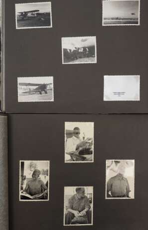 Luftwaffe: 2 Fotoalben des Leutnant und Führers des Nachtjagdkommandos im Jagdgeschwader 132 „Richthofen“ - Legion Condor - Träger des Spanienkreuz in Gold mit Schwertern und Brillanten. - фото 1