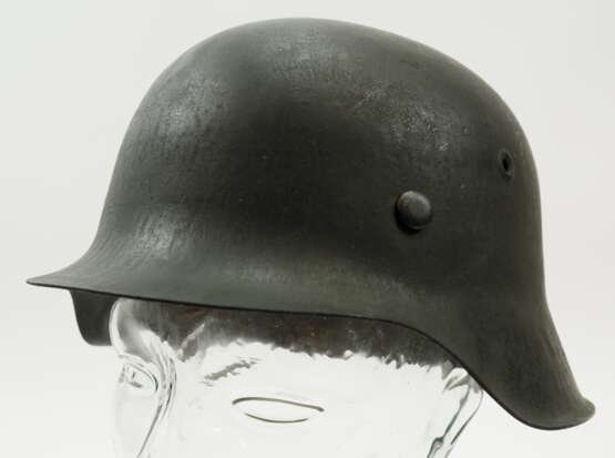 Wehrmacht: Stahlhelm M42. - фото 1 Wehrmacht: Stahlhelm M42. - фото 1